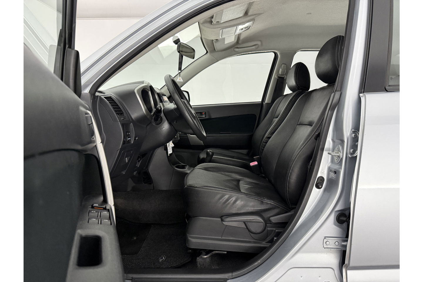 Daihatsu Terios 1.5-16v Explore 2WD Airco Bullbar Trekhaak Elektrpakket 16"LMV