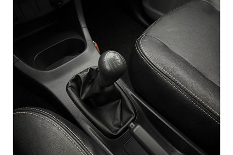 Daihatsu Terios 1.5-16v Explore 2WD Airco Bullbar Trekhaak Elektrpakket 16"LMV