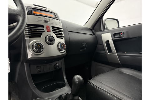 Daihatsu Terios 1.5-16v Explore 2WD Airco Bullbar Trekhaak Elektrpakket 16"LMV
