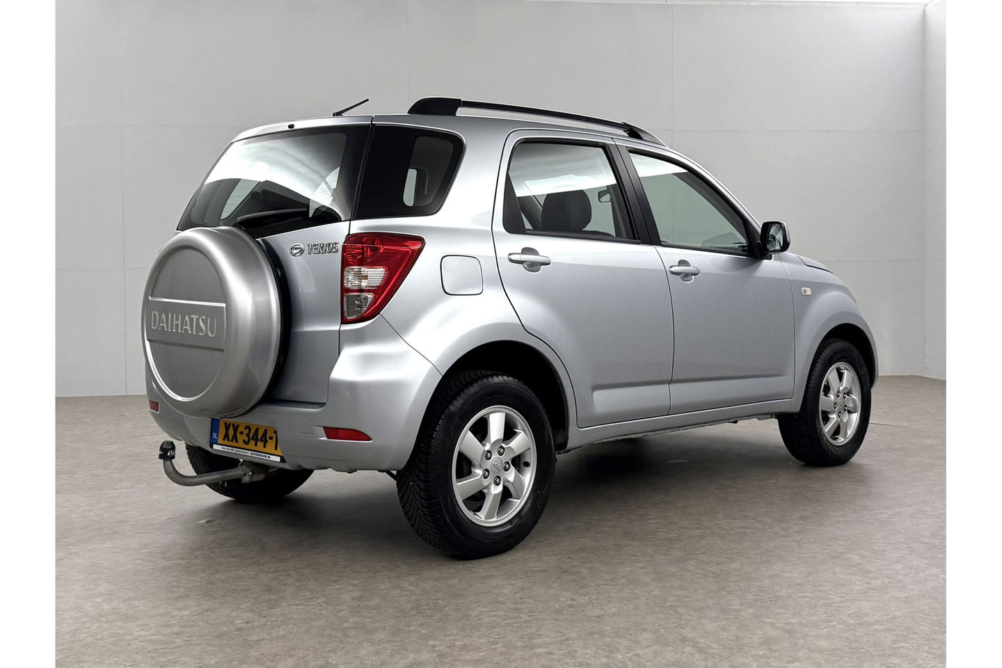 Daihatsu Terios 1.5-16v Explore 2WD Airco Bullbar Trekhaak Elektrpakket 16"LMV
