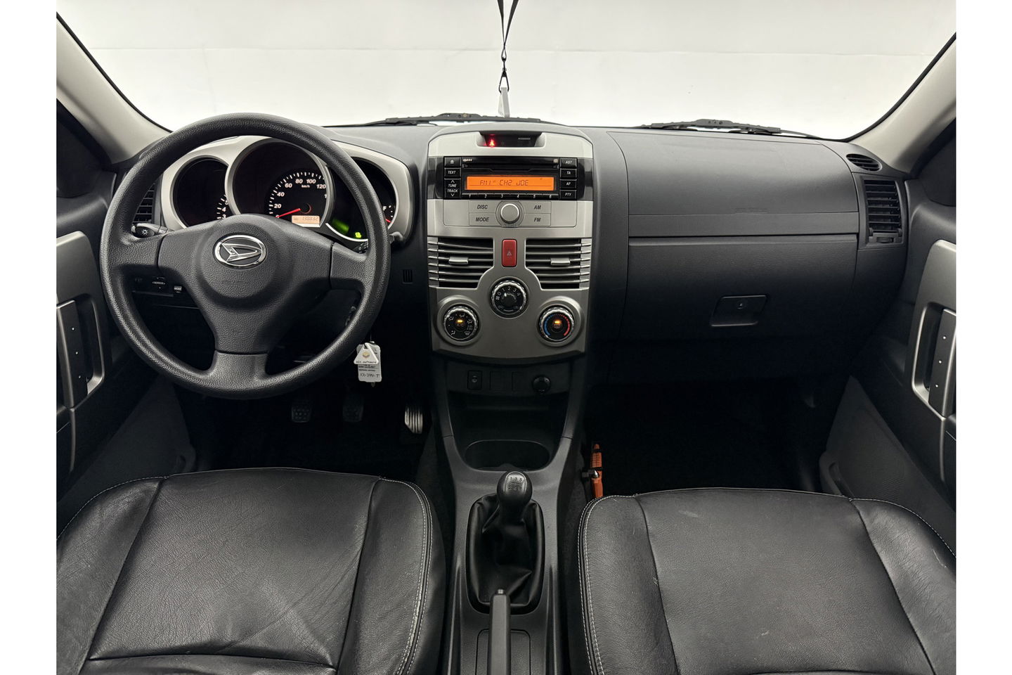Daihatsu Terios 1.5-16v Explore 2WD Airco Bullbar Trekhaak Elektrpakket 16"LMV