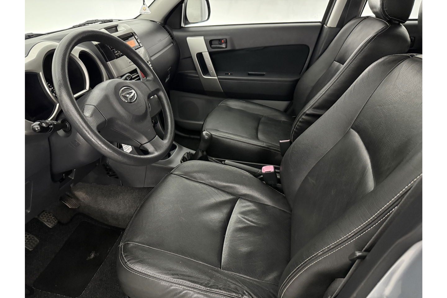Daihatsu Terios 1.5-16v Explore 2WD Airco Bullbar Trekhaak Elektrpakket 16"LMV
