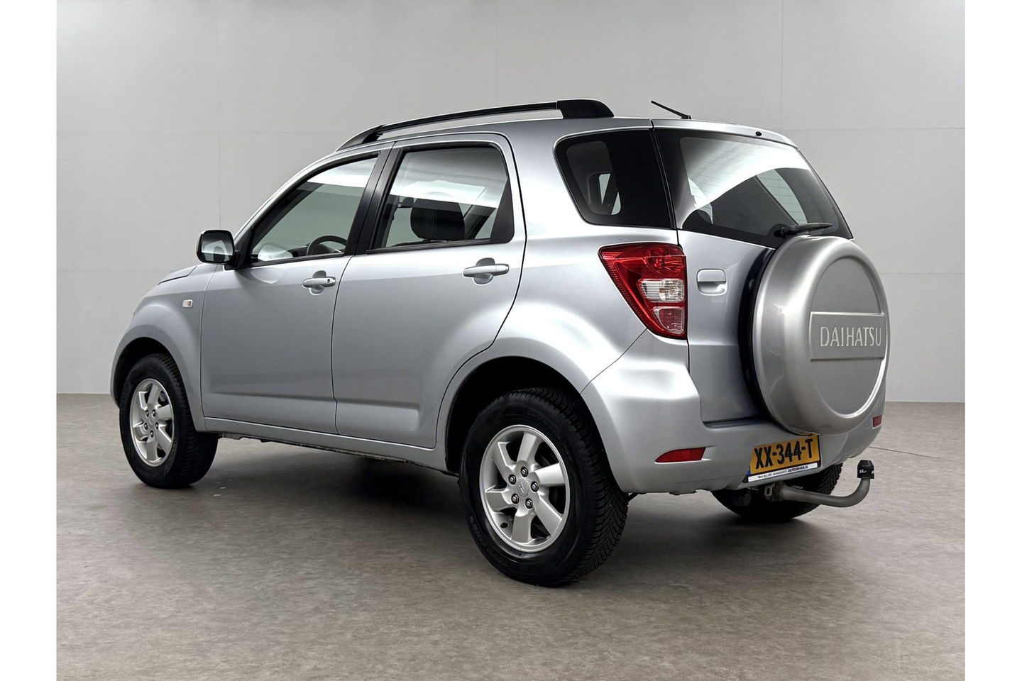 Daihatsu Terios 1.5-16v Explore 2WD Airco Bullbar Trekhaak Elektrpakket 16"LMV