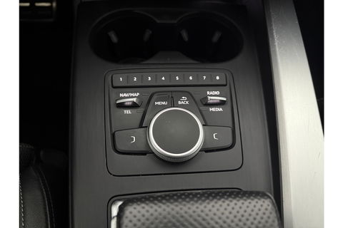 Audi A4 1.4 TFSI 150PK S-line Clima Cruise Navigatie PDC 18''LMV