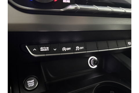Audi A4 1.4 TFSI 150PK S-line Clima Cruise Navigatie PDC 18''LMV
