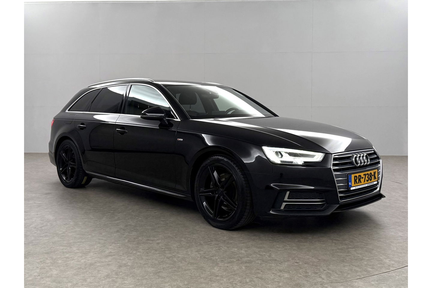 Audi A4 1.4 TFSI 150PK S-line Clima Cruise Navigatie PDC 18''LMV