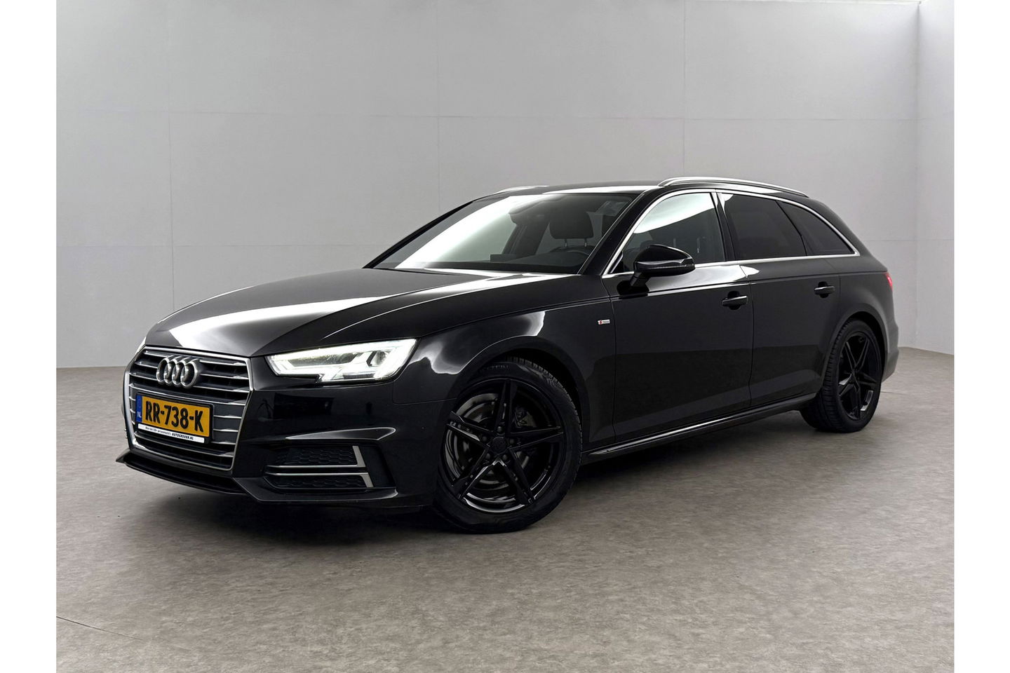 Audi A4 1.4 TFSI 150PK S-line Clima Cruise Navigatie PDC 18''LMV