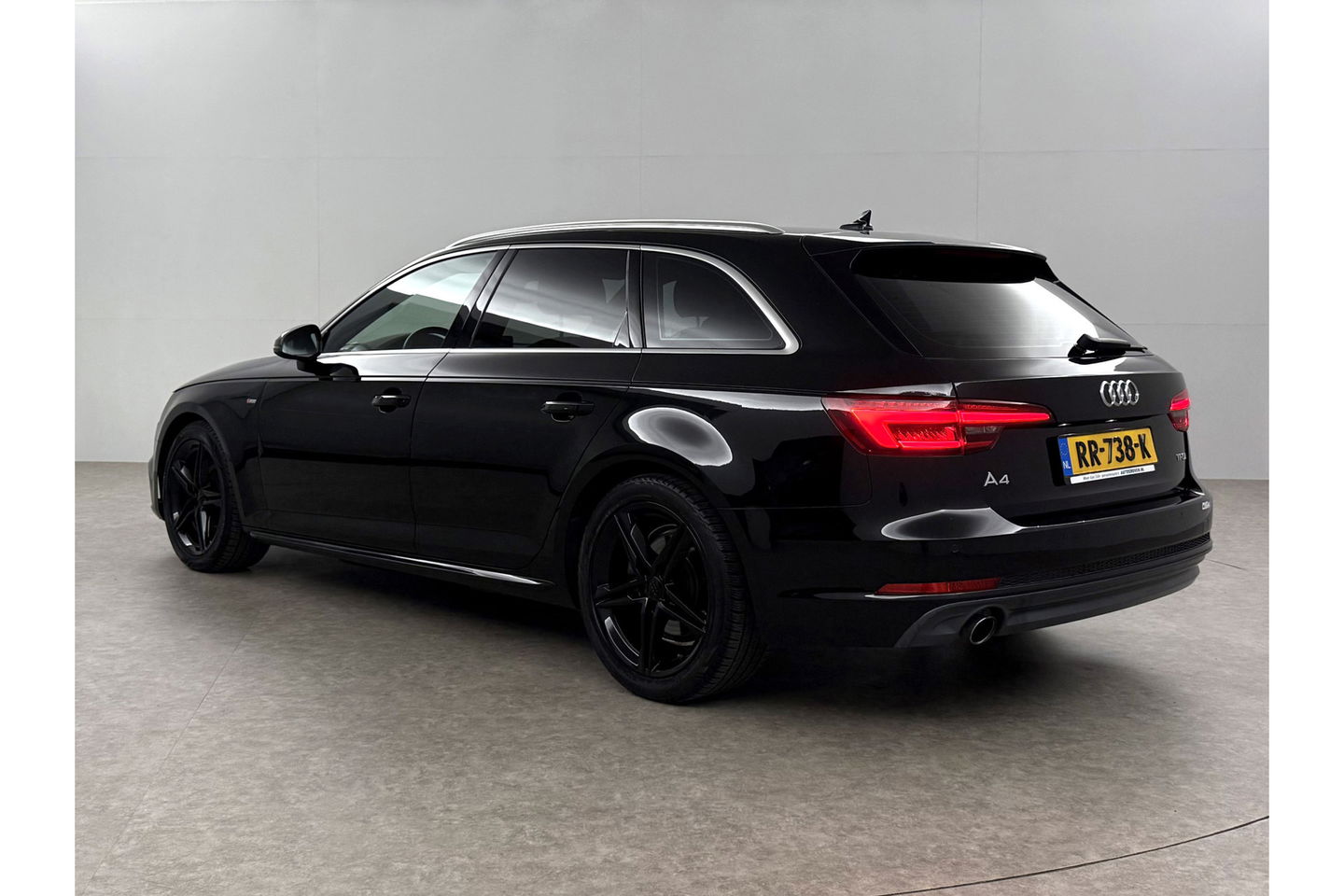 Audi A4 1.4 TFSI 150PK S-line Clima Cruise Navigatie PDC 18''LMV