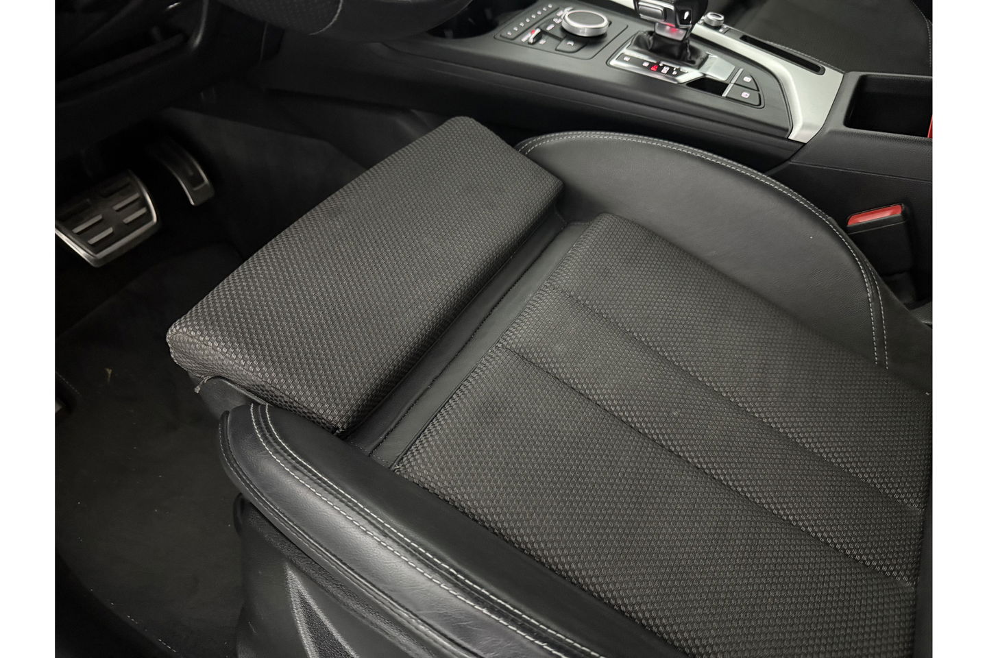 Audi A4 1.4 TFSI 150PK S-line Clima Cruise Navigatie PDC 18''LMV