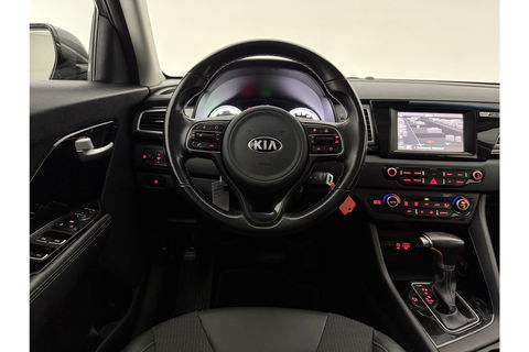 Kia Niro 1.6 GDi Hybrid 149PK ExecutiveLine Camera Carplay Cruise Clima LED Navi Parkeersensoren 16"LMV