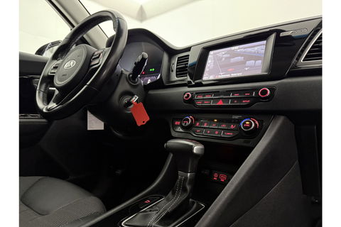 Kia Niro 1.6 GDi Hybrid 149PK ExecutiveLine Camera Carplay Cruise Clima LED Navi Parkeersensoren 16"LMV