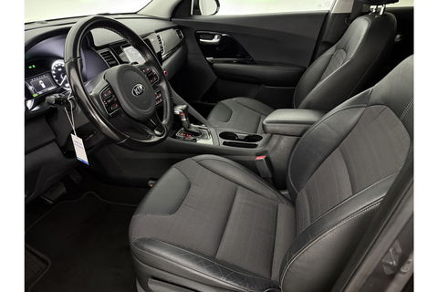 Kia Niro 1.6 GDi Hybrid 149PK ExecutiveLine Camera Carplay Cruise Clima LED Navi Parkeersensoren 16"LMV