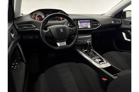 Peugeot 308 1.6 BlueHDi | APK tot 04-2026 | LED Camera Clima Cruise Trekhaak Navi PDC 17"LMV