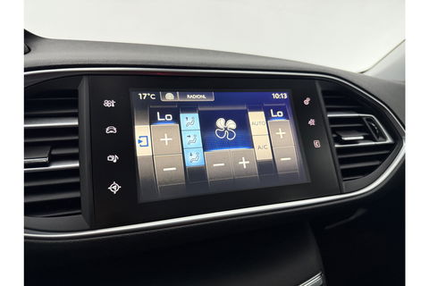 Peugeot 308 1.6 BlueHDi | APK tot 04-2026 | LED Camera Clima Cruise Trekhaak Navi PDC 17"LMV