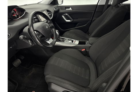 Peugeot 308 1.6 BlueHDi | APK tot 04-2026 | LED Camera Clima Cruise Trekhaak Navi PDC 17"LMV