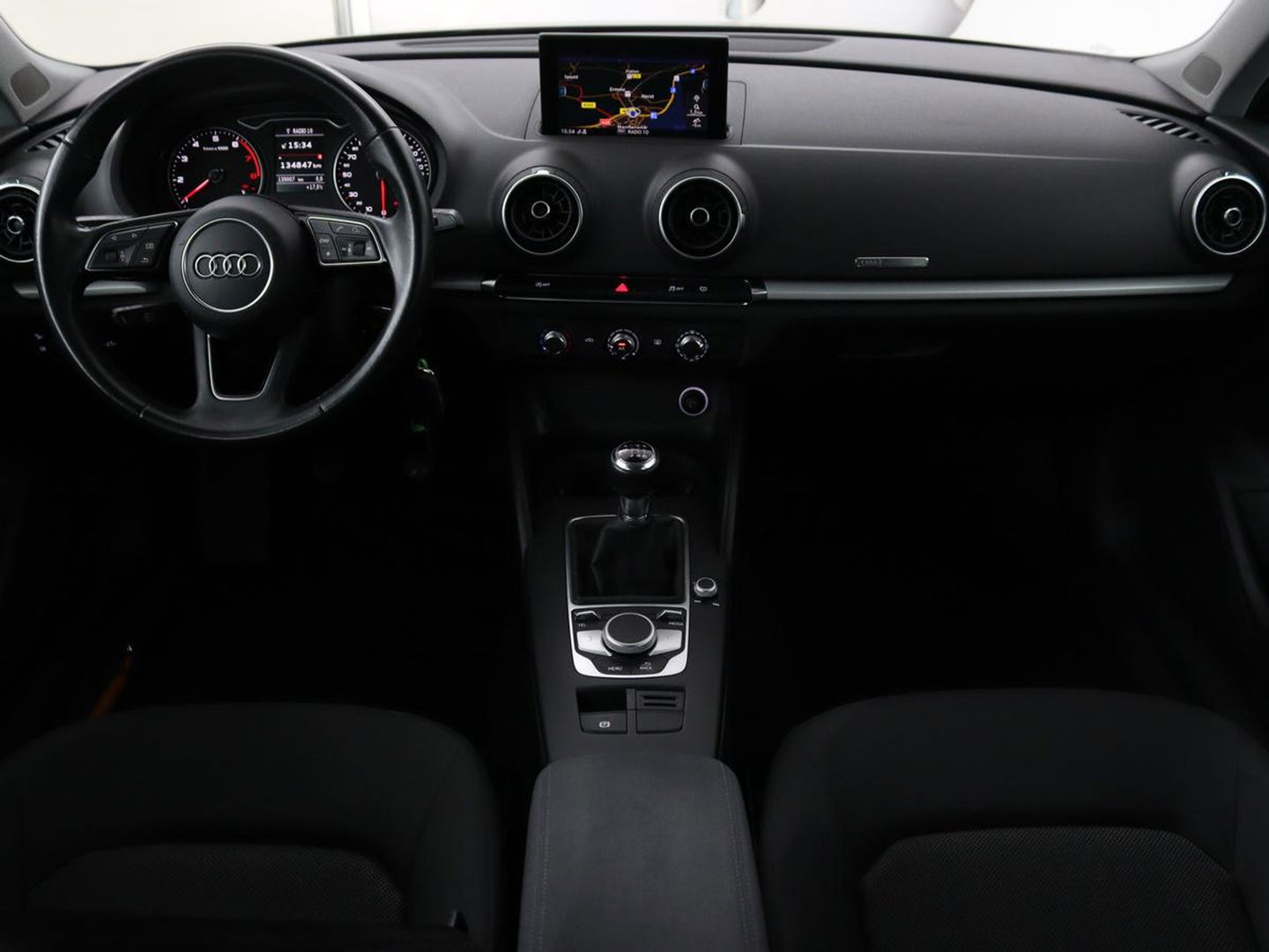 Audi A3 1.0 TFSI | Navigatie | Parkeerhulp | Xenon | Cruise control | Airco | Bluetooth | Regen-/lichtsensor