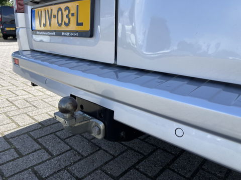 Renault Trafic 2.0 dCi 120pk T29 L2H1 Work Edition / euro 6 / bpm vrij / vaste prijs rijklaar € 20.950 ex / lease vanaf € 342 / airco / cruise / navigatie / trekhaak / imperial / ingerichte laadruimte