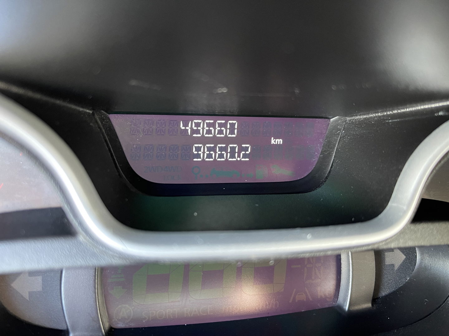 Renault Trafic 2.0 dCi 120pk T29 L2H1 Work Edition / euro 6 / bpm vrij / vaste prijs rijklaar € 20.950 ex / lease vanaf € 342 / airco / cruise / navigatie / trekhaak / imperial / ingerichte laadruimte