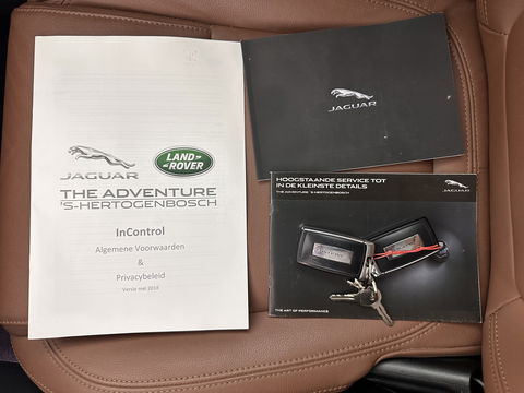 Jaguar I-PACE EV320 S AWD Business Pack 90 kWh [ 3-Fase ] (INCL-BTW) *LUXURY-LEATHER | FULL-LED | MERIDIAN-AUDIO | DIGI-COCKPIT | KEYLESS | DAB+ | NAVI-FULLMAP | ECC | HEATED-COMFORTSEATS | PDC | SURROUND-VIEW | CRUISE | LANE-ASSIST | TOWBAR | 20''A