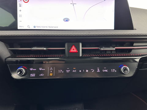 Kia Ev6 Plus 77.4 kWh [ 3-Fase ] (INCL-BTW) *HEAT-PUMP | LUXURY-LEATHER | ADAPT-CRUISE | WIDE-SCREEN-DIGI-COCKPIT | MERIDIAN-AUDIO | MEMORY-PACK | FULL-LED | KEYLESS | CAMERA | DAB | BLIND-SPOT | NAVI-FULLMAP | ...