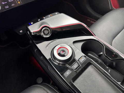 Kia Ev6 Plus 77.4 kWh [ 3-Fase ] (INCL-BTW) *HEAT-PUMP | LUXURY-LEATHER | ADAPT-CRUISE | WIDE-SCREEN-DIGI-COCKPIT | MERIDIAN-AUDIO | MEMORY-PACK | FULL-LED | KEYLESS | CAMERA | DAB | BLIND-SPOT | NAVI-FULLMAP | ...