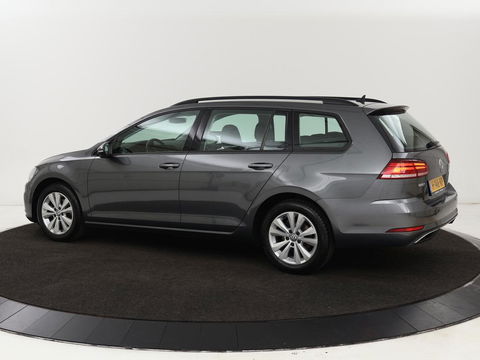 Volkswagen Golf 1.0 TSI Comfortline | Stoelverwarming | Carplay | Massage | Navigatie | ErgoActive | Adaptive cruise | Climate control | Parkeerhulp