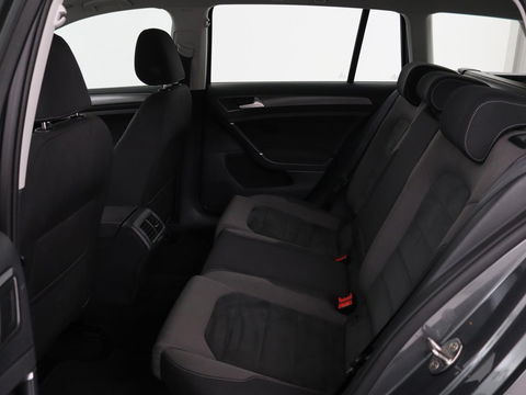 Volkswagen Golf 1.0 TSI Comfortline | Stoelverwarming | Carplay | Massage | Navigatie | ErgoActive | Adaptive cruise | Climate control | Parkeerhulp