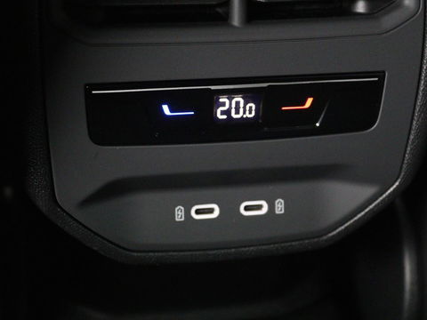 CUPRA Formentor 1.4 e-Hybrid VZ | 245pk | Camera | Adaptive cruise | Stuurverwarming | Sfeerverlichting | Navigatie | Keyless | Full LED | PHEV