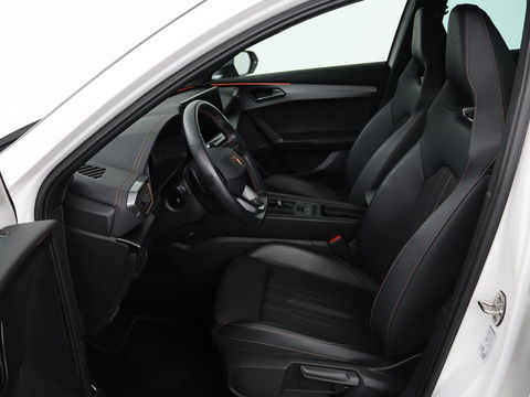 CUPRA Formentor 1.4 e-Hybrid VZ | 245pk | Camera | Adaptive cruise | Stuurverwarming | Sfeerverlichting | Navigatie | Keyless | Full LED | PHEV