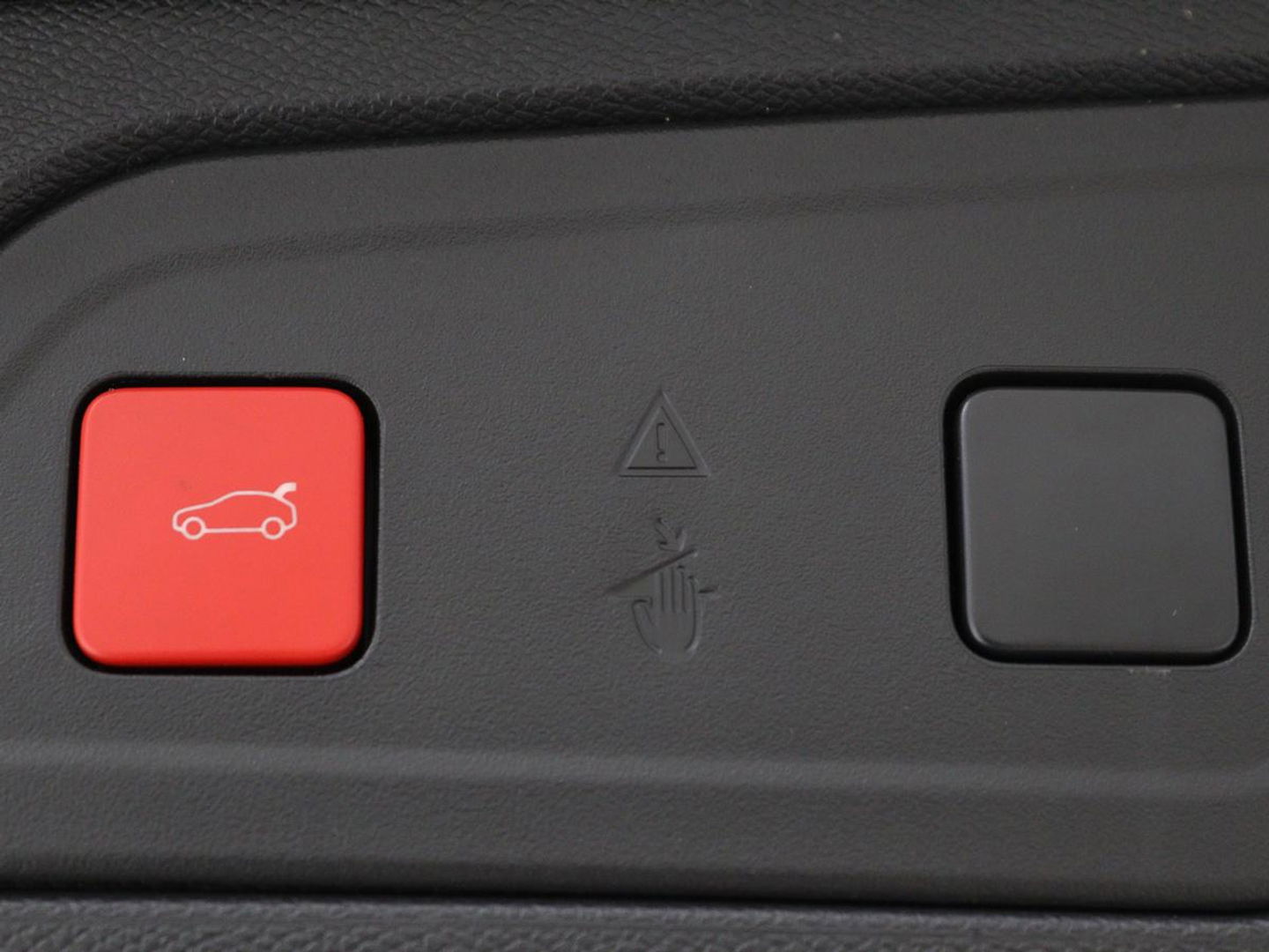 Citroën C5 Aircross 1.6 Plug in Hybrid Business Plus | Adaptive cruise | Carplay | Half leder | Keyless | Camera | Full LED | Dodehoek detectie | Navigatie