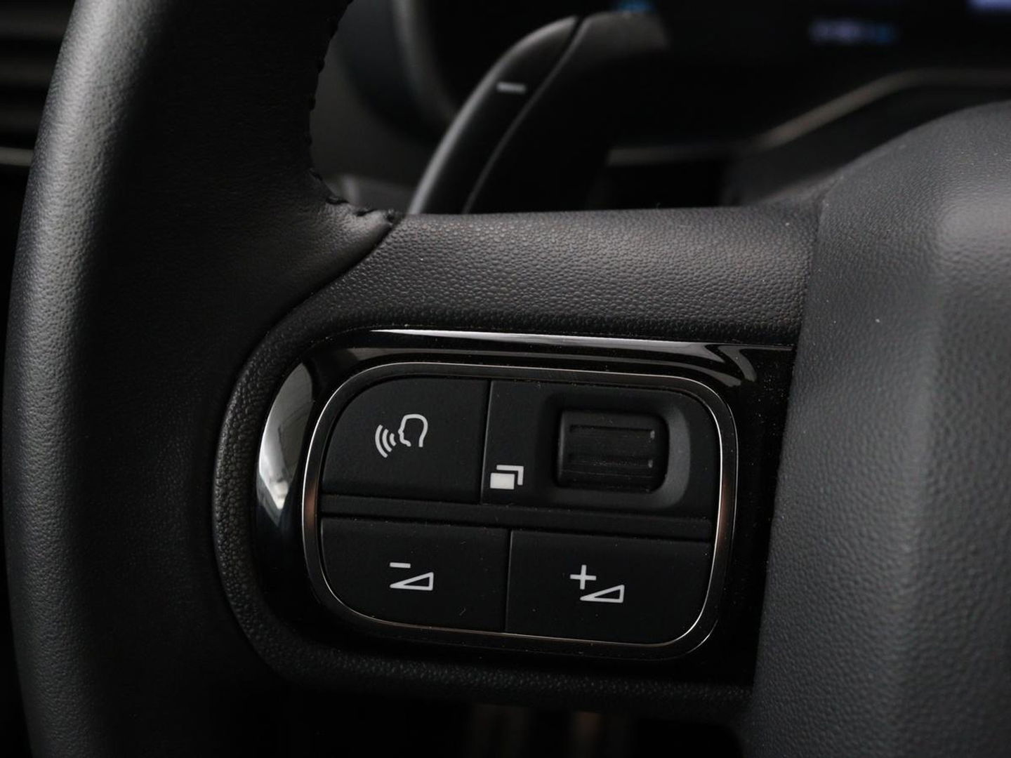 Citroën C5 Aircross 1.6 Plug in Hybrid Business Plus | Adaptive cruise | Carplay | Half leder | Keyless | Camera | Full LED | Dodehoek detectie | Navigatie