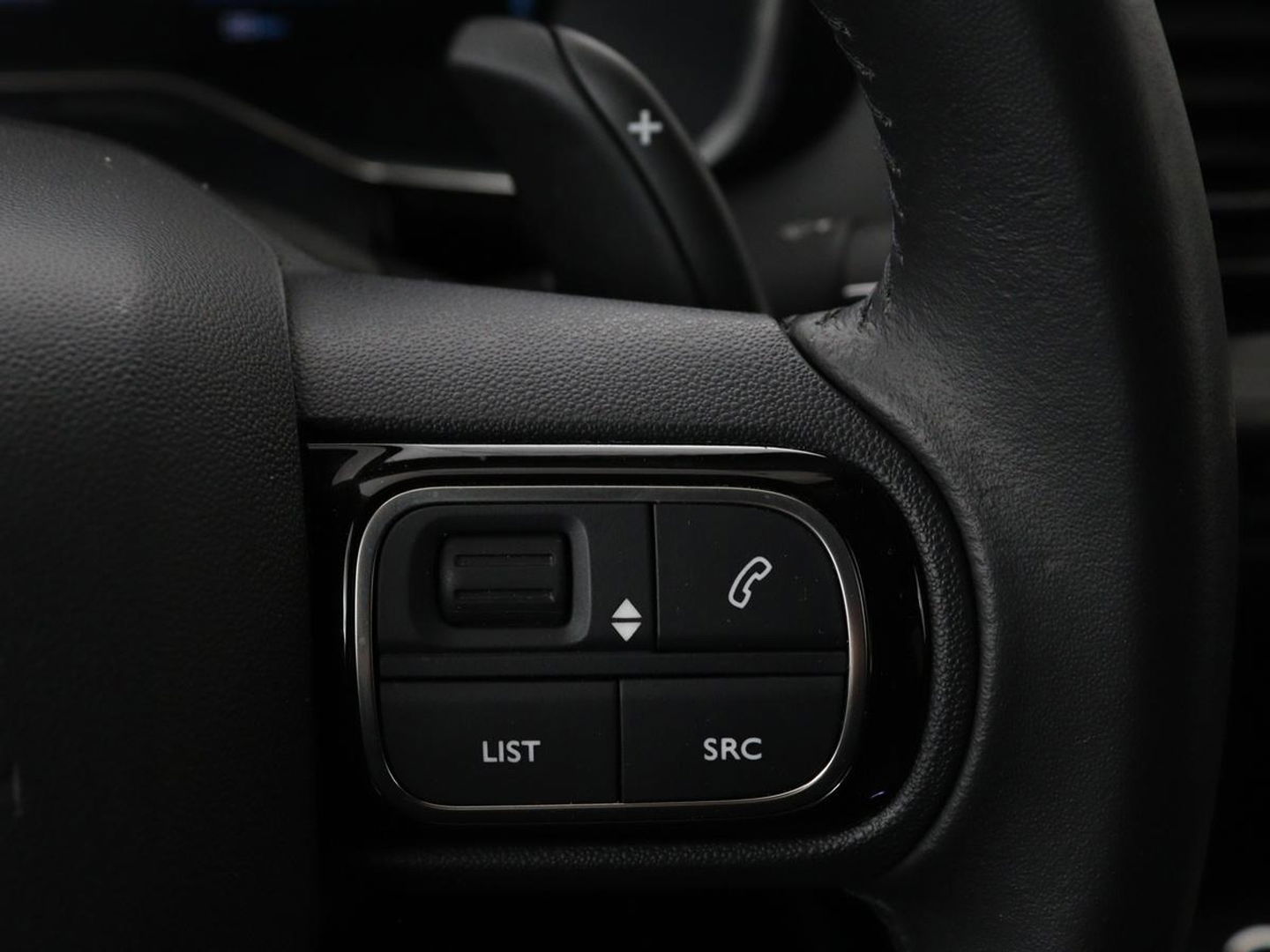 Citroën C5 Aircross 1.6 Plug in Hybrid Business Plus | Adaptive cruise | Carplay | Half leder | Keyless | Camera | Full LED | Dodehoek detectie | Navigatie