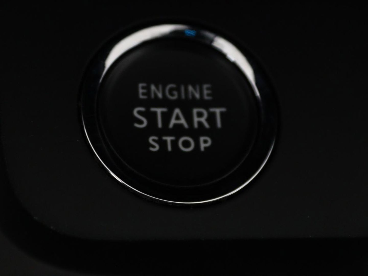 Citroën C5 Aircross 1.6 Plug in Hybrid Business Plus | Adaptive cruise | Carplay | Half leder | Keyless | Camera | Full LED | Dodehoek detectie | Navigatie