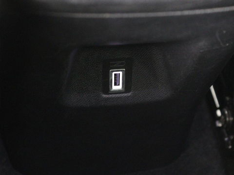 Citroën C5 Aircross 1.6 Plug in Hybrid Business Plus | Adaptive cruise | Carplay | Half leder | Keyless | Camera | Full LED | Dodehoek detectie | Navigatie