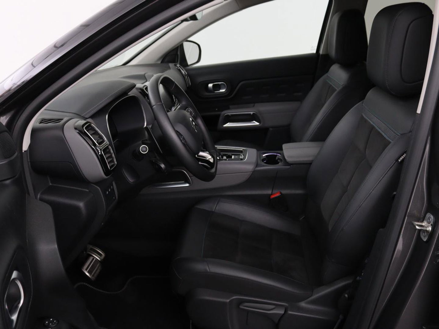 Citroën C5 Aircross 1.6 Plug in Hybrid Business Plus | Adaptive cruise | Carplay | Half leder | Keyless | Camera | Full LED | Dodehoek detectie | Navigatie