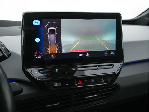 Volkswagen ID.3 First Max 58 kWh [ 3-Fase ] (INCL-BTW) *PANO | HEAD-UP | ADAPTIVE-CRUISE | FULL-LED | CAMERA | KEYLESS | MICROFIBRE | AMBIENT-LIGHT | NAVI-FULLMAP | DAB+ | ECC | PDC | SPORT-SEATS | DIGI-COCKPIT | 20"ALU*