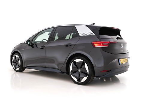 Volkswagen ID.3 First Max 58 kWh [ 3-Fase ] (INCL-BTW) *PANO | HEAD-UP | ADAPTIVE-CRUISE | FULL-LED | CAMERA | KEYLESS | MICROFIBRE | AMBIENT-LIGHT | NAVI-FULLMAP | DAB+ | ECC | PDC | SPORT-SEATS | DIGI-COCKPIT | 20"ALU*