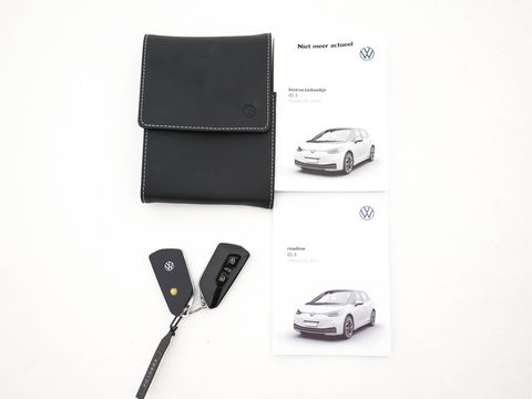 Volkswagen ID.3 First Max 58 kWh [ 3-Fase ] (INCL-BTW) *PANO | HEAD-UP | ADAPTIVE-CRUISE | FULL-LED | CAMERA | KEYLESS | MICROFIBRE | AMBIENT-LIGHT | NAVI-FULLMAP | DAB+ | ECC | PDC | SPORT-SEATS | DIGI-COCKPIT | 20"ALU*
