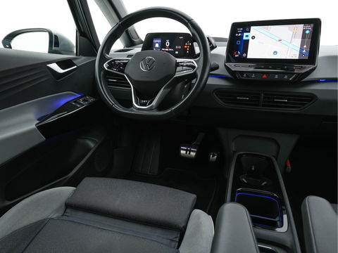 Volkswagen ID.3 First Max 58 kWh [ 3-Fase ] (INCL-BTW) *PANO | HEAD-UP | ADAPTIVE-CRUISE | FULL-LED | CAMERA | KEYLESS | MICROFIBRE | AMBIENT-LIGHT | NAVI-FULLMAP | DAB+ | ECC | PDC | SPORT-SEATS | DIGI-COCKPIT | 20"ALU*