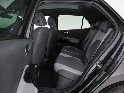 Volkswagen ID.3 First Max 58 kWh [ 3-Fase ] (INCL-BTW) *PANO | HEAD-UP | ADAPTIVE-CRUISE | FULL-LED | CAMERA | KEYLESS | MICROFIBRE | AMBIENT-LIGHT | NAVI-FULLMAP | DAB+ | ECC | PDC | SPORT-SEATS | DIGI-COCKPIT | 20"ALU*