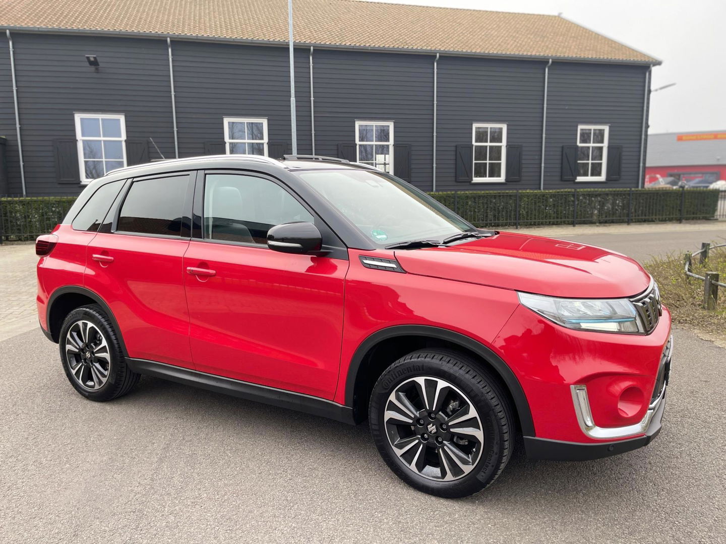 Suzuki Vitara 1.4 Boosterjet Hybrid AllGrip Automaat Camera Panoramadak Navigatie