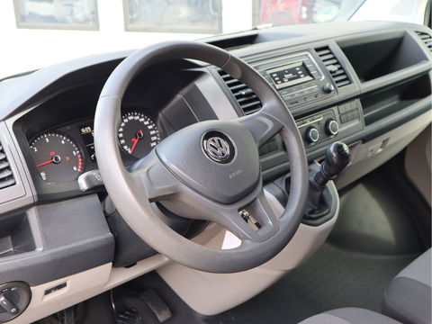 Volkswagen Transporter 2.0 TDI 85 pk Euro 6 - L1 Kort - Airco - Trekhaak - 3 Zits