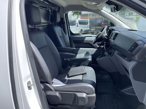 Opel Vivaro 2.0 CDTI 122pk L2H1 Edition / vaste prijs rijklaar € 13.950 ex btw / lease vanaf € 235 / euro 6 / bpm vrij / trekhaak / ingerichte laadruimte / imperial / airco / trekhaak !