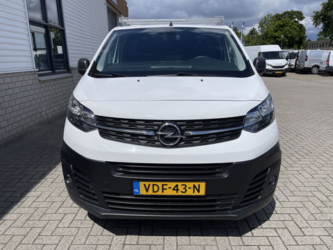Opel Vivaro 2.0 CDTI 122pk L2H1 Edition / vaste prijs rijklaar € 13.950 ex btw / lease vanaf € 235 / euro 6 / bpm vrij / trekhaak / ingerichte laadruimte / imperial / airco / trekhaak !