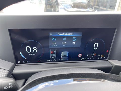 Ford Transit Custom 320 2.0 TDCI L2H1 Trend originele Ford DC 5 persoons / vaste prijs rijklaar € 43.650 ex btw / lease vanaf € 717 / dubbele schuifdeur links rechts / stoelverwarming / trekhaak !