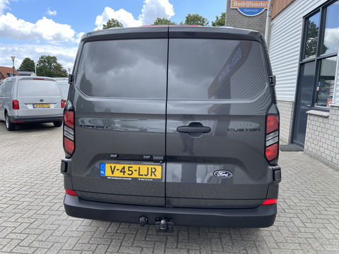 Ford Transit Custom 320 2.0 TDCI L2H1 Trend originele Ford DC 5 persoons / vaste prijs rijklaar € 43.650 ex btw / lease vanaf € 717 / dubbele schuifdeur links rechts / stoelverwarming / trekhaak !
