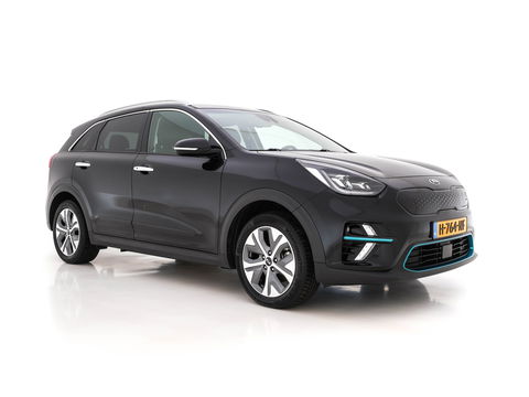 Kia e-Niro ExecutiveLine 64 kWh (INCL-BTW) Aut. *FULL-LEATHER | JBL-AUDIO | FULL-LED | NAVI-FULLMAP | DAB | ADAPTIVE-CRUISE | CAMERA | MEMORY-PACK | LANE-ASSIST | KEYLESS | DIGI-COCKPIT | TOWBAR | CCS-FASTLOADER | 17"ALU*