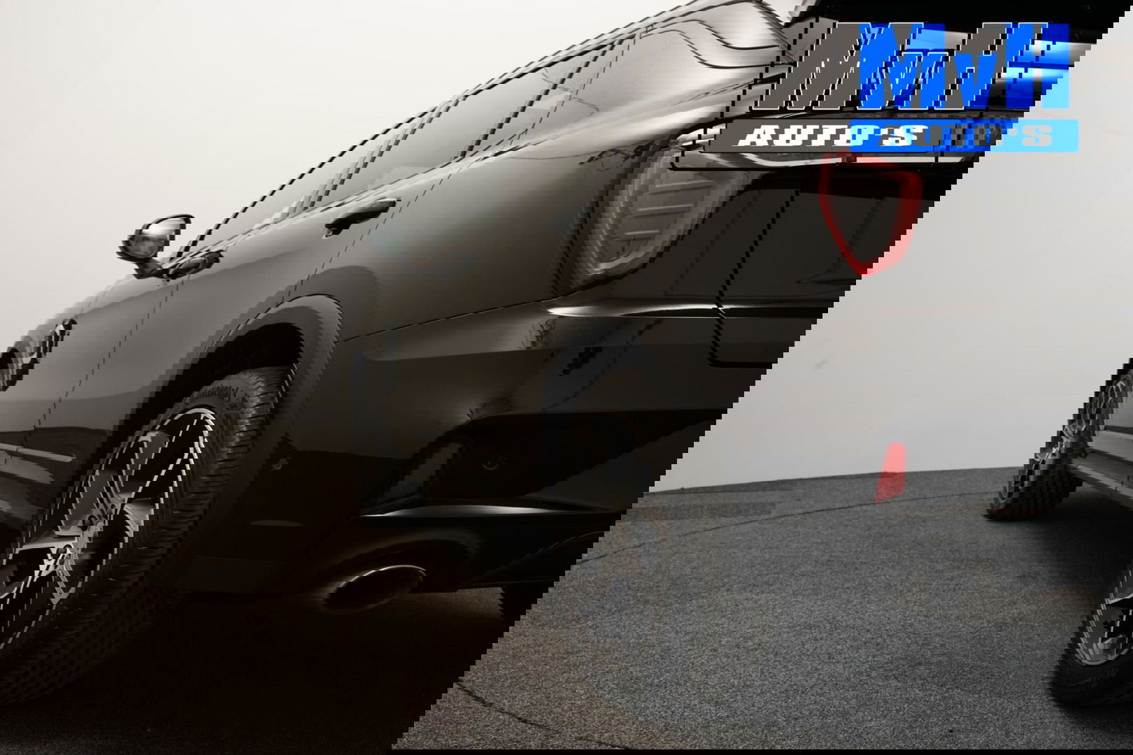 Lynk & Co 01 1.5 Plug-in Hybride|FULL BLACK|360°CAM|PANO|NAP