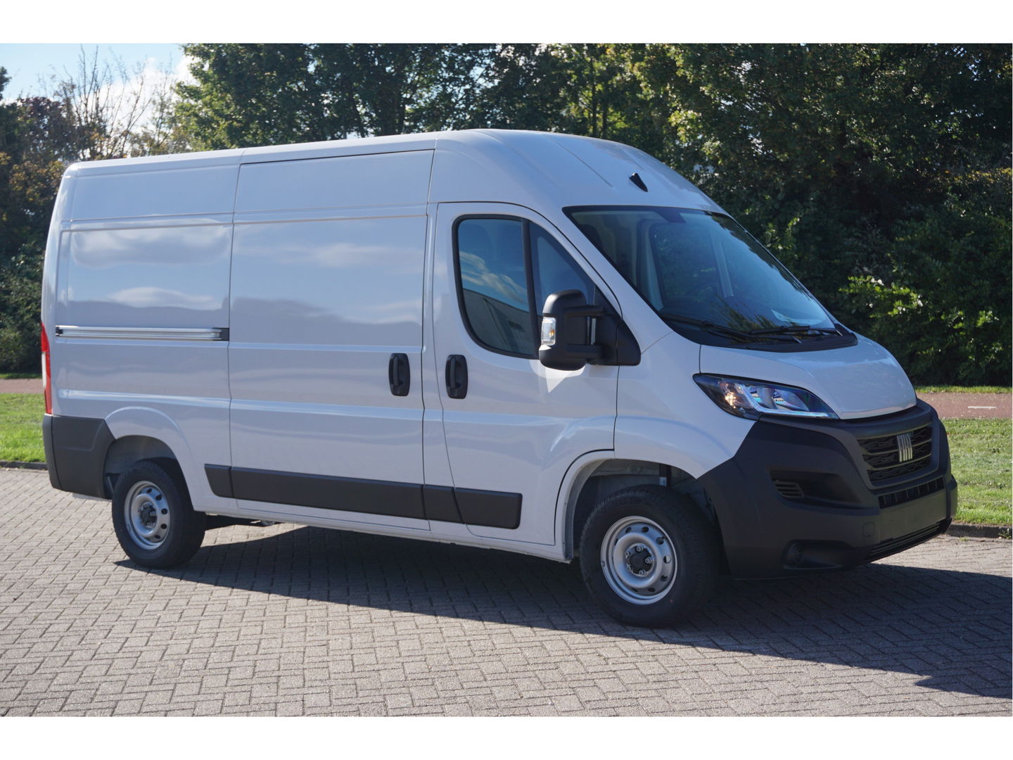 Fiat Ducato 35 2.2 180PK L2H2 10" Navi, Cruise, Climate, Camera, Digitale Cockpit, Blis!! NR. 961