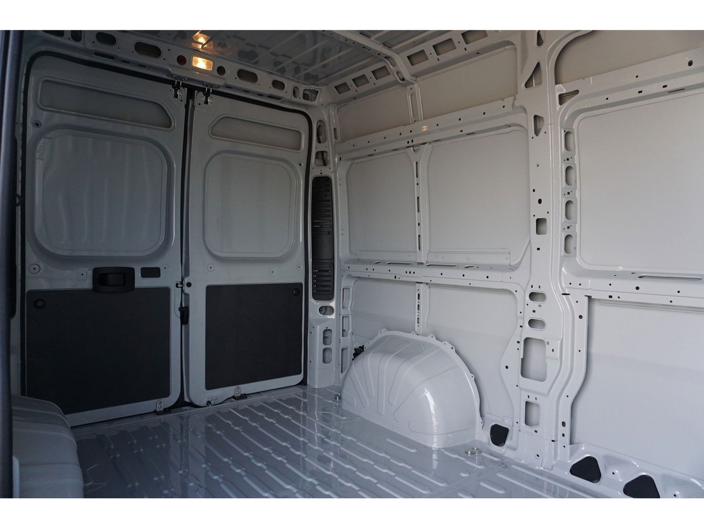 Fiat Ducato 35 2.2 180PK L2H2 10" Navi, Cruise, Climate, Camera, Digitale Cockpit, Blis!! NR. 961